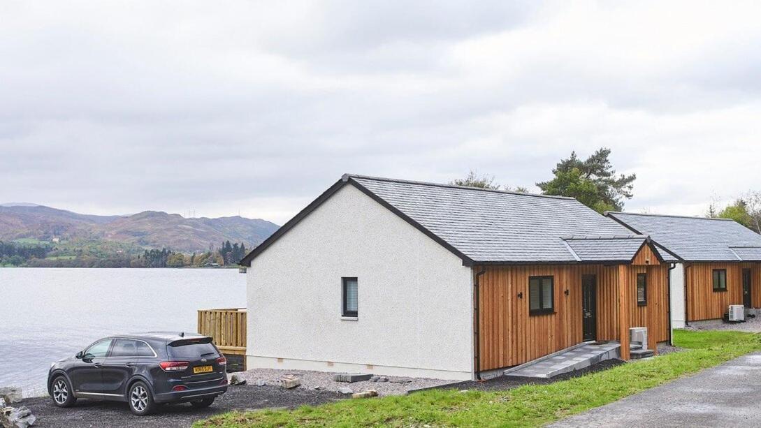 Shoreland Lodges - Holly Lodge Fort Augustus Exteriör bild