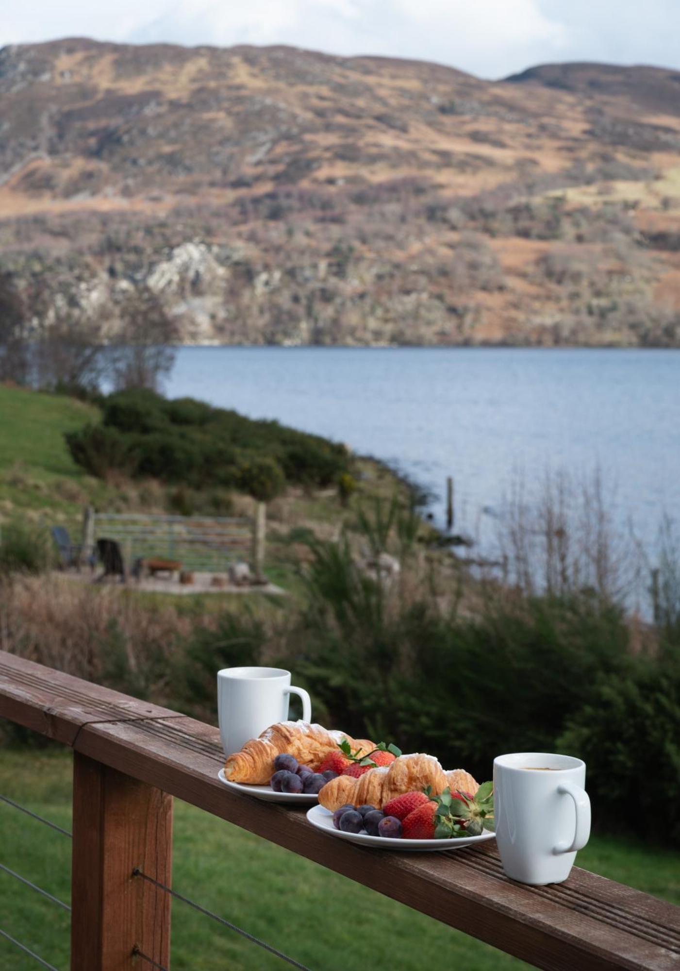Shoreland Lodges - Holly Lodge Fort Augustus Exteriör bild