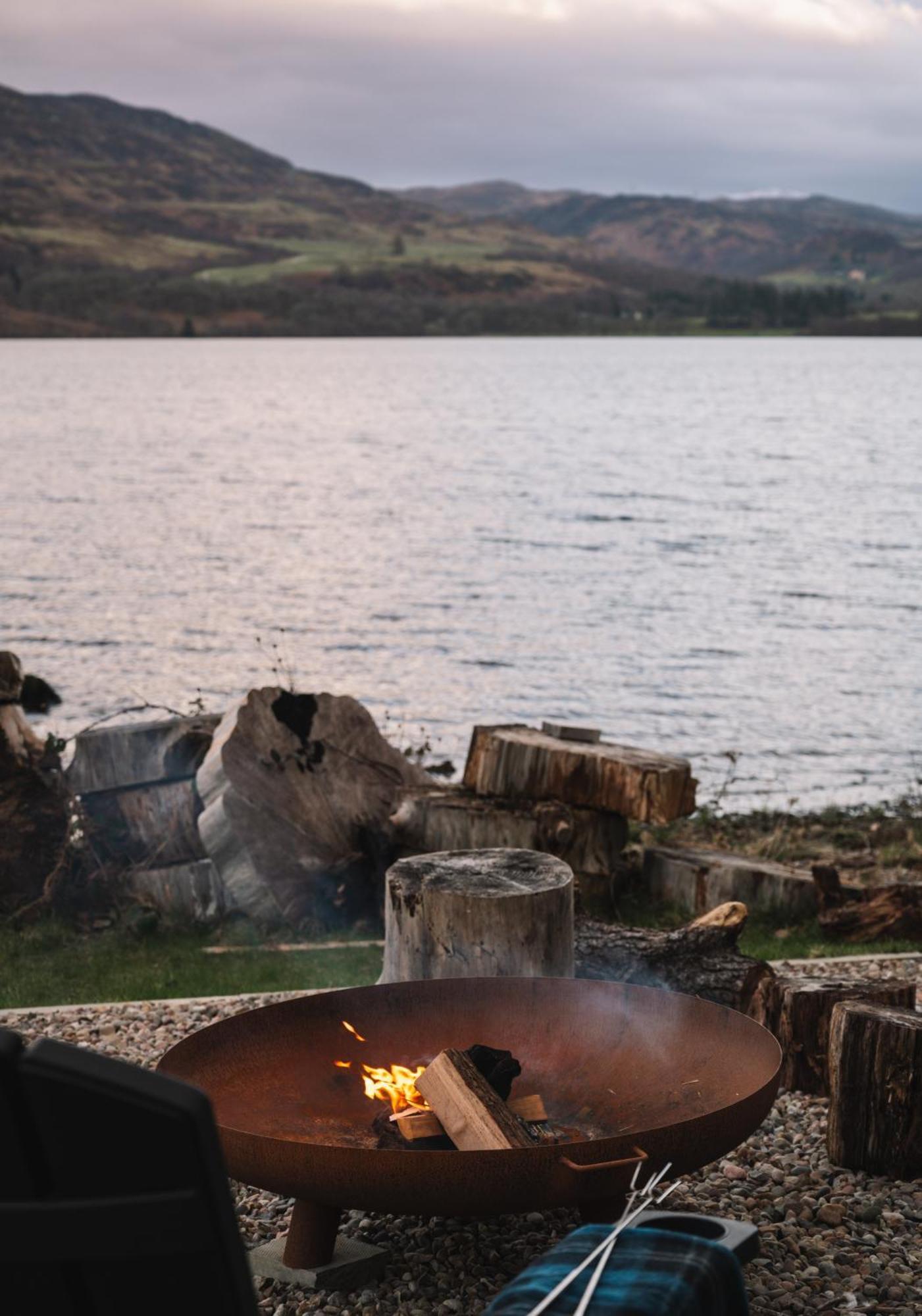Shoreland Lodges - Holly Lodge Fort Augustus Exteriör bild