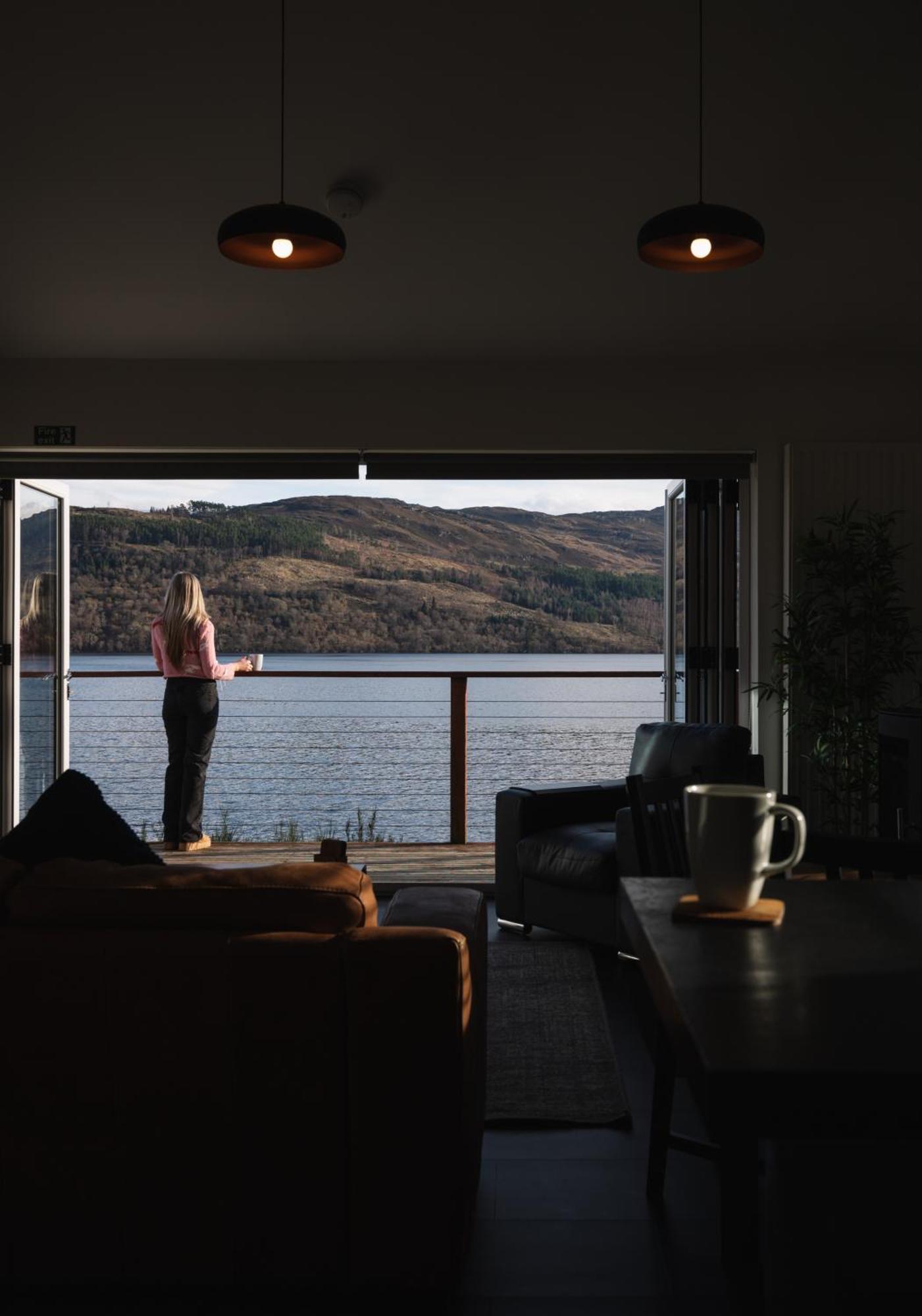 Shoreland Lodges - Holly Lodge Fort Augustus Exteriör bild