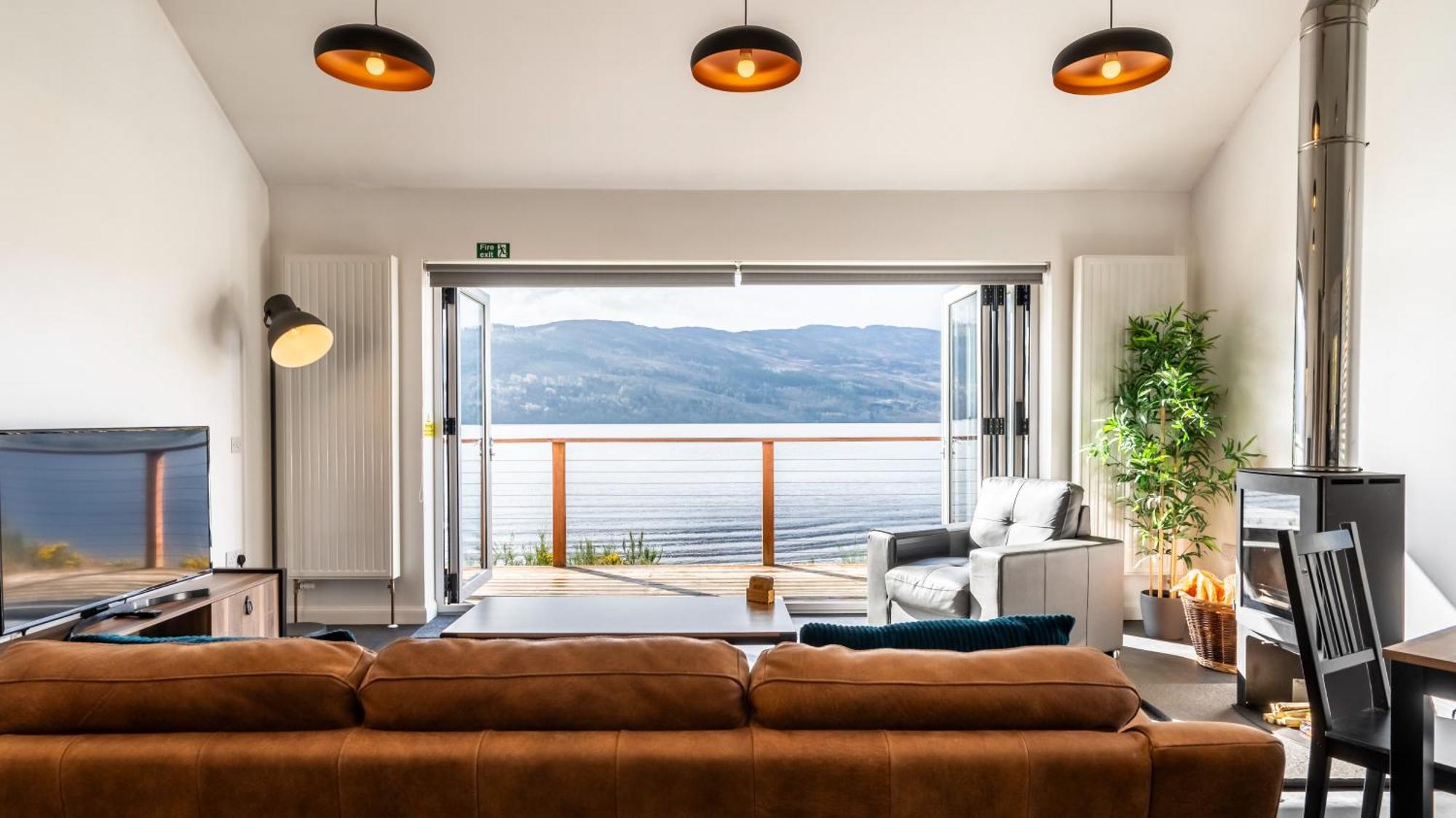Shoreland Lodges - Holly Lodge Fort Augustus Exteriör bild