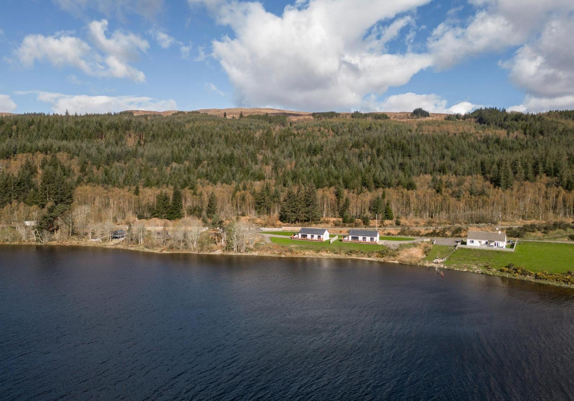 Shoreland Lodges - Holly Lodge Fort Augustus Exteriör bild